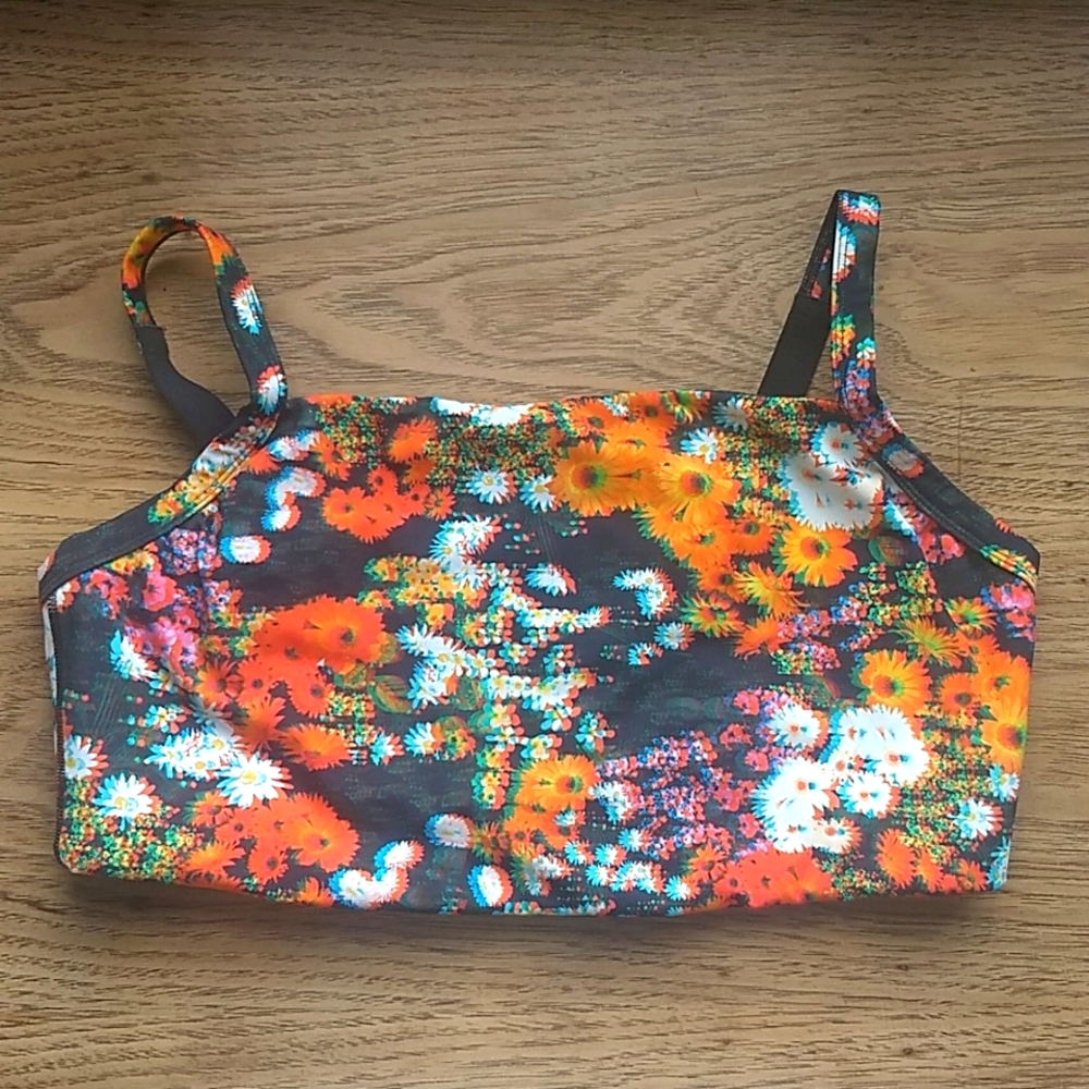 Swimsuit/Fitness Top